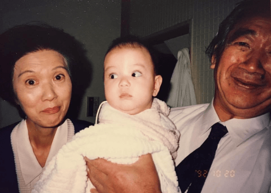 滝沢カレンと祖母・祖父